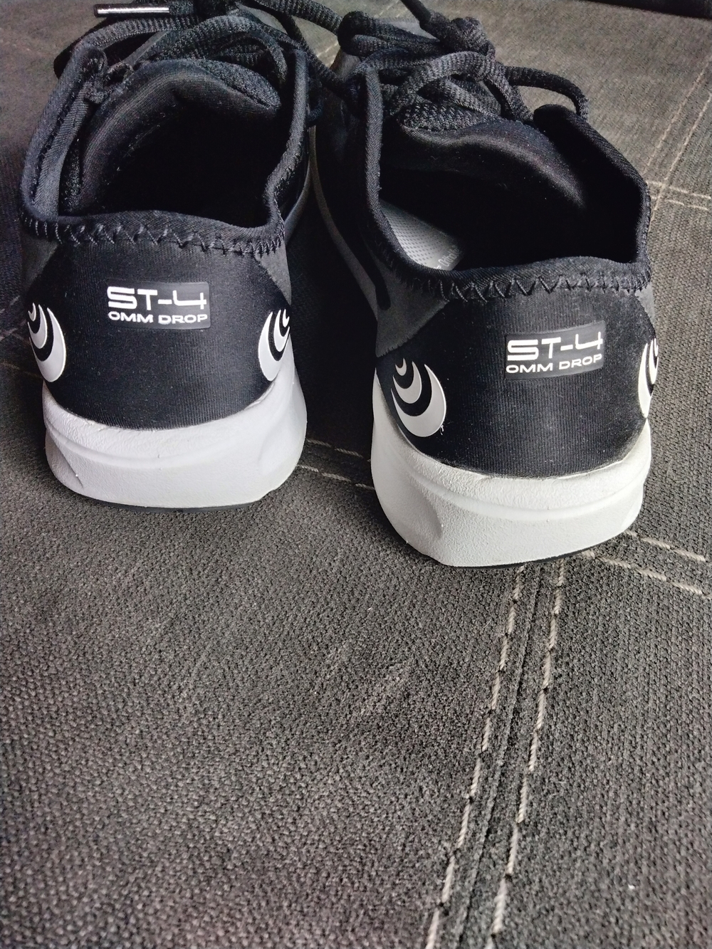 Topo Athletic ST-4 Shoes Womens Sz 7.5 Black White Zero Drop Running Sneakers - Picture 6 of 8